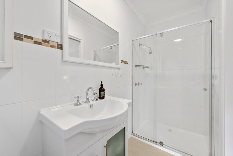 Photo - 24 Plymouth Road, Croydon VIC 3136 - Image 6