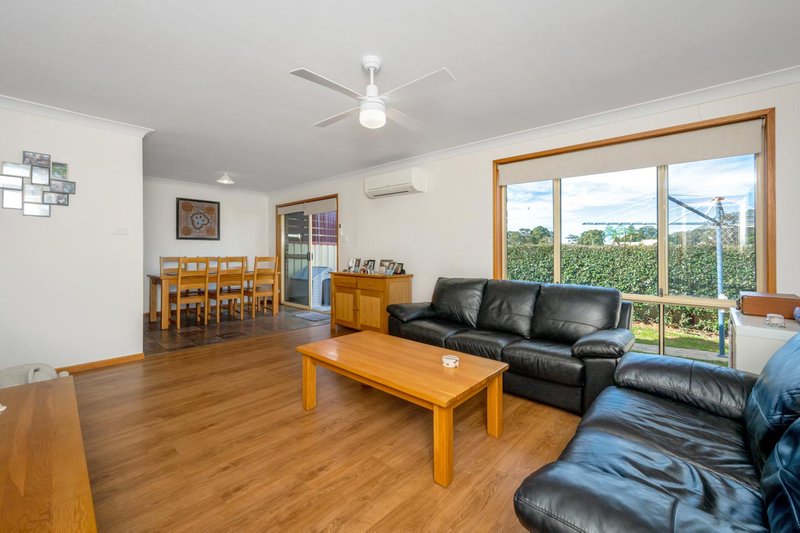 Photo - 2/4 Pondee Place, Toronto NSW 2283 - Image 4