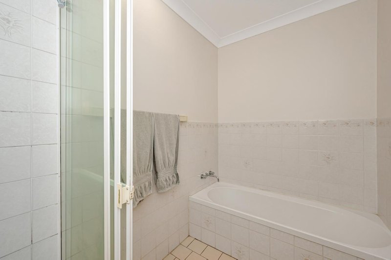 Photo - 2/4 Pondee Place, Toronto NSW 2283 - Image 13