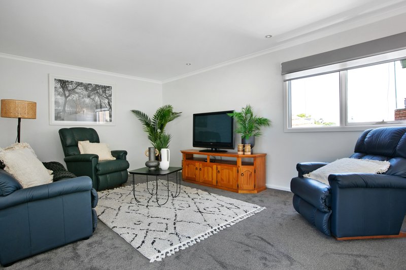 Photo - 24 Powell Street, Reservoir VIC 3073 - Image 12