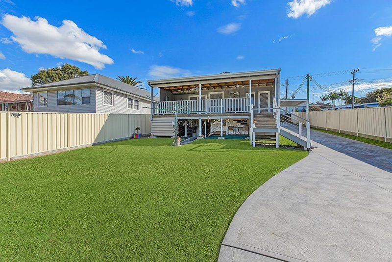 Photo - 24 Prince Street, Fennell Bay NSW 2283 - Image 13