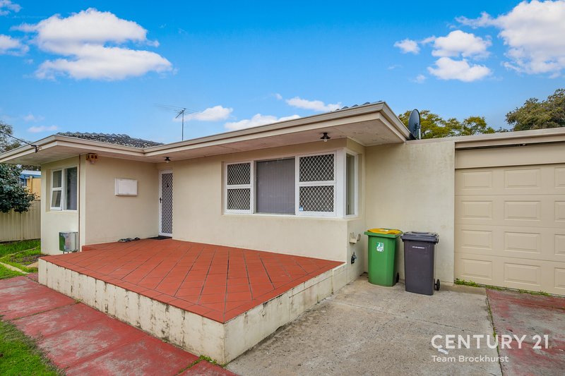 Photo - 24 Probert Road, Thornlie WA 6108 - Image 5