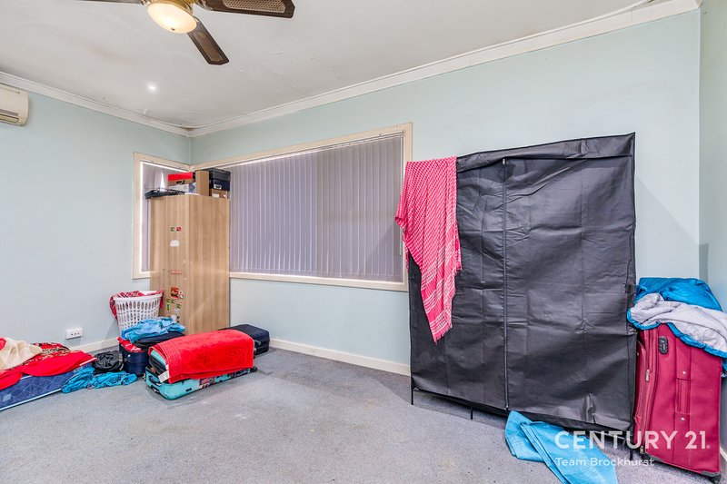 Photo - 24 Probert Road, Thornlie WA 6108 - Image 7