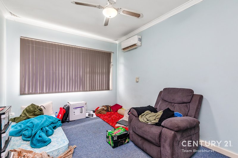 Photo - 24 Probert Road, Thornlie WA 6108 - Image 9