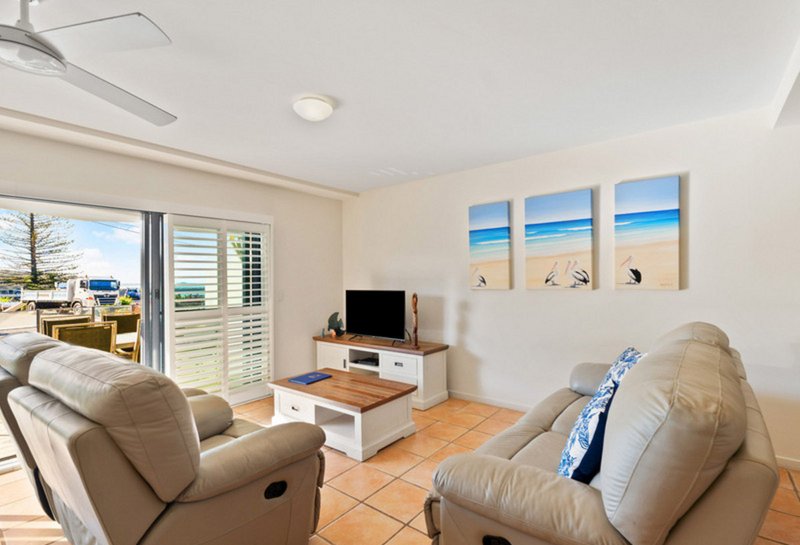 Photo - 2/4 Queen Street, Yamba NSW 2464 - Image 11