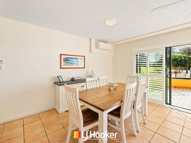 Photo - 2/4 Queen Street, Yamba NSW 2464 - Image 11