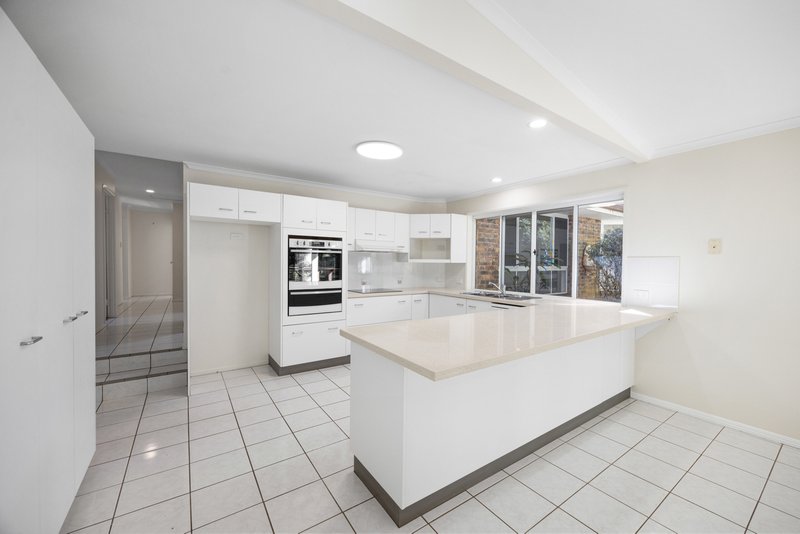 Photo - 24 Quiet Valley Crescent, Buderim QLD 4556 - Image 2