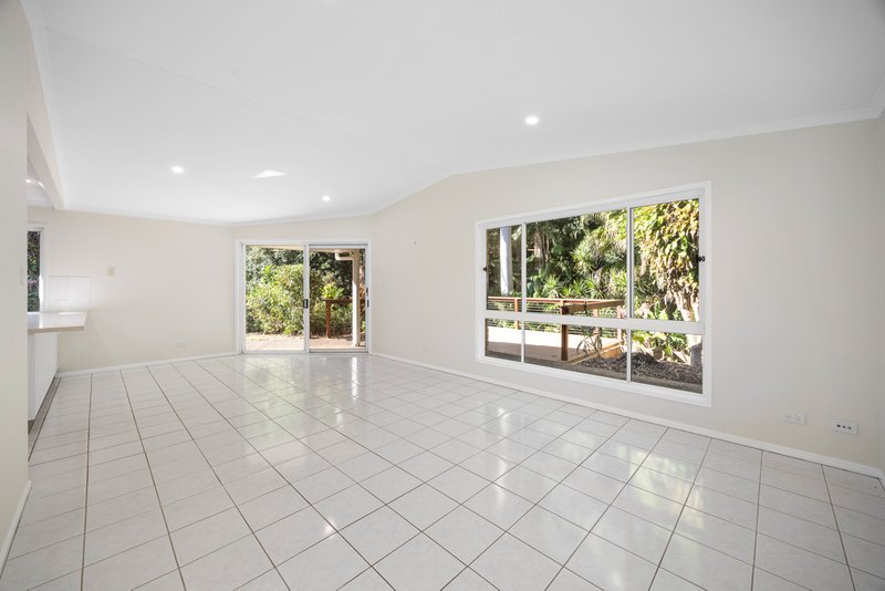 Photo - 24 Quiet Valley Crescent, Buderim QLD 4556 - Image 3