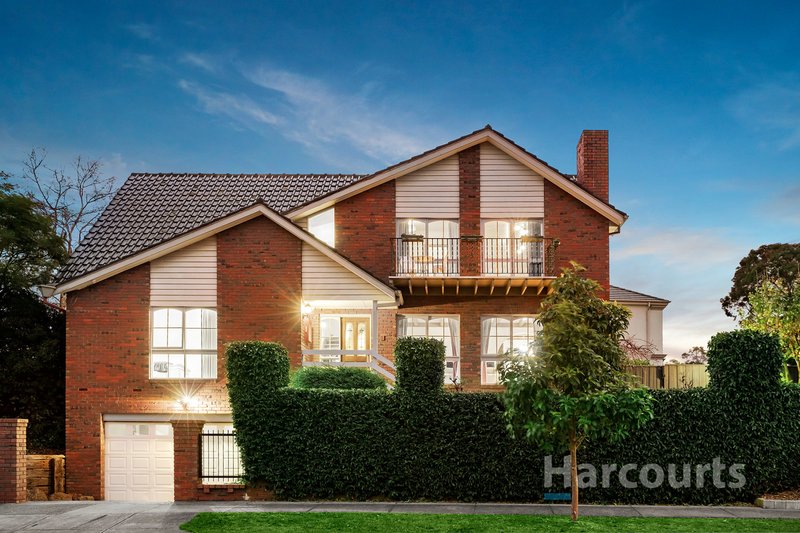 24 Quixley Grove, Wantirna VIC 3152