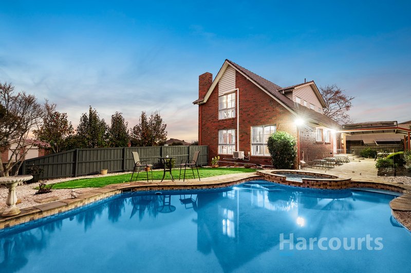 Photo - 24 Quixley Grove, Wantirna VIC 3152 - Image 11