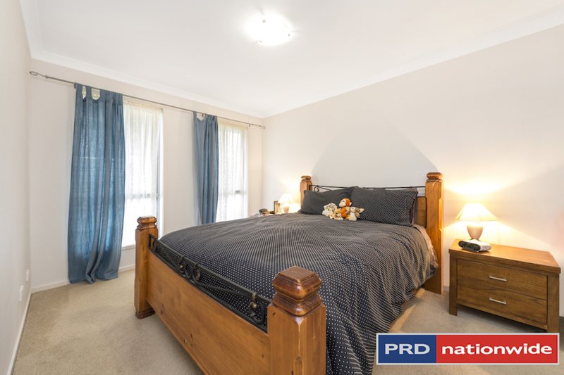 Photo - 24 Rag Holmes Street, Macgregor ACT 2615 - Image 5