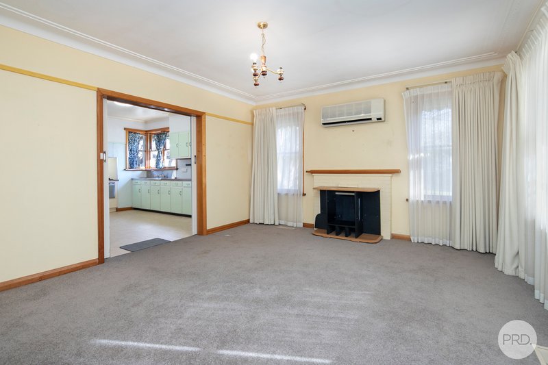 Photo - 24 Raglan Street, Creswick VIC 3363 - Image 3