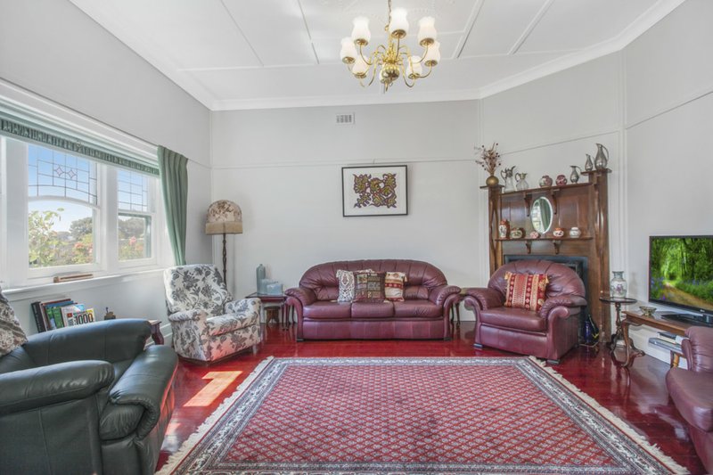 Photo - 24 Railway Street, Seymour VIC 3660 - Image 2