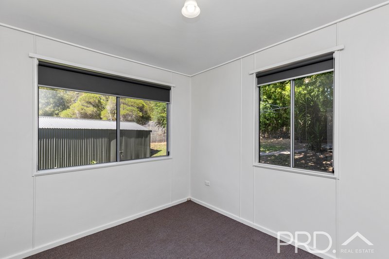 Photo - 24 Rankin Street, Tumut NSW 2720 - Image 11