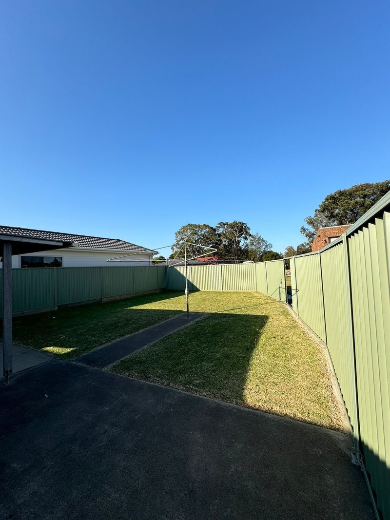 Photo - 24 Ravenswood Street, Canley Vale NSW 2166 - Image 14