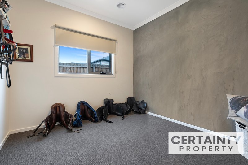 Photo - 24 Redbank Street, Eynesbury VIC 3338 - Image 17