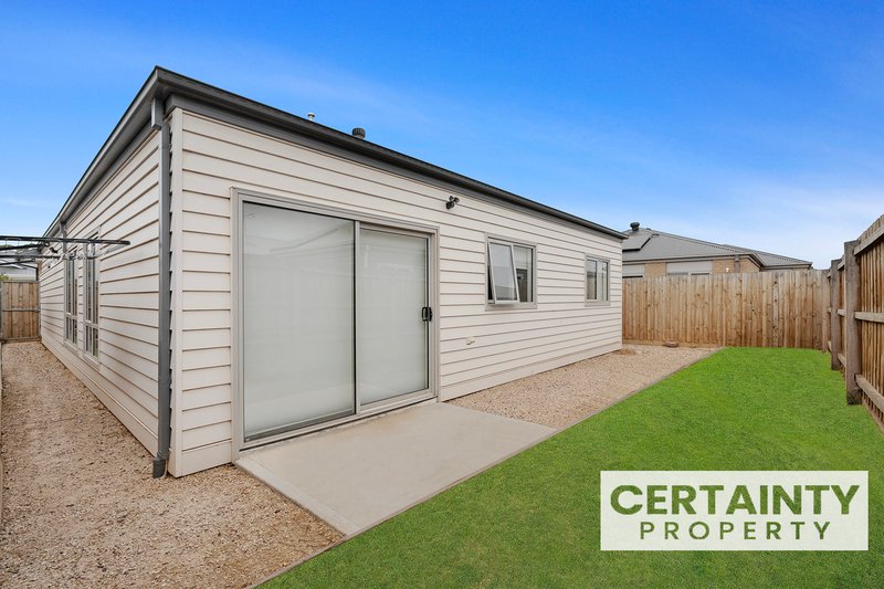 Photo - 24 Redbank Street, Eynesbury VIC 3338 - Image 20