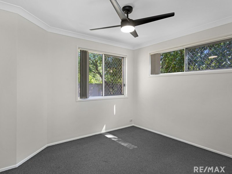 Photo - 24 Regensberg Close, Varsity Lakes QLD 4227 - Image 10