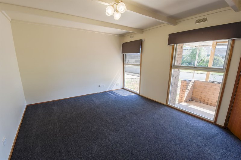 Photo - 24 Rennison Street, Horsham VIC 3400 - Image 10