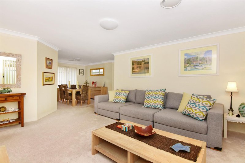 Photo - 24 Renown Avenue, Shoalhaven Heads NSW 2535 - Image 2