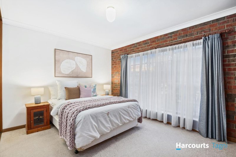 Photo - 24 Ridgway Drive, Flagstaff Hill SA 5159 - Image 11