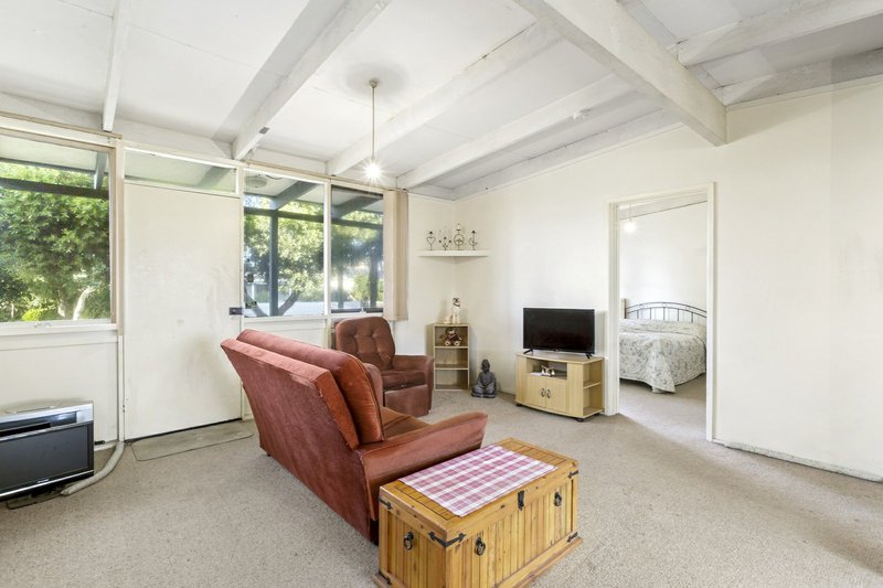 Photo - 24 Rigby Street, St Leonards VIC 3223 - Image 2