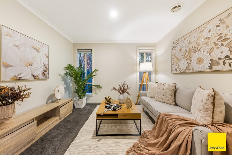 Photo - 24 Risdon Circuit, Tarneit VIC 3029 - Image 8