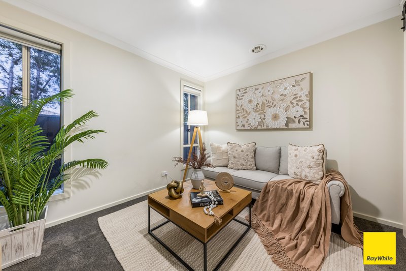 Photo - 24 Risdon Circuit, Tarneit VIC 3029 - Image 9