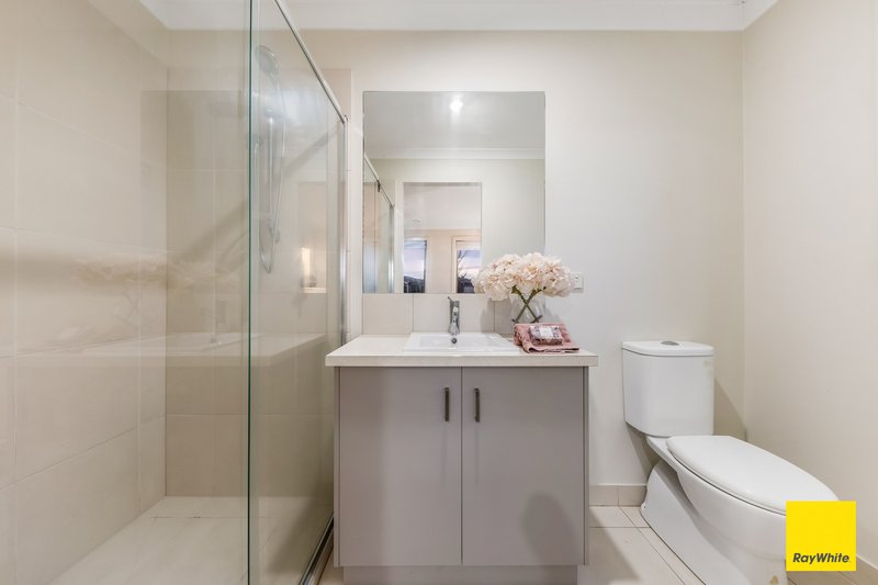 Photo - 24 Risdon Circuit, Tarneit VIC 3029 - Image 11