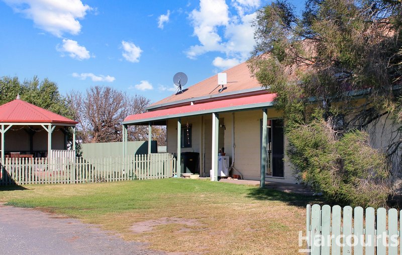 24 Riverside Road, Horsham VIC 3400