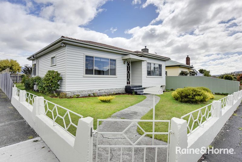 24 Riverway Road, Montrose TAS 7010