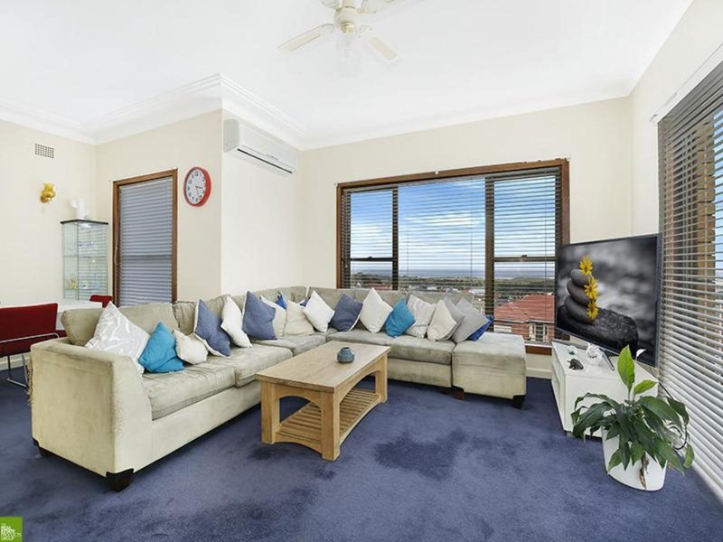 Photo - 24 Robertson Street, Port Kembla NSW 2505 - Image 2