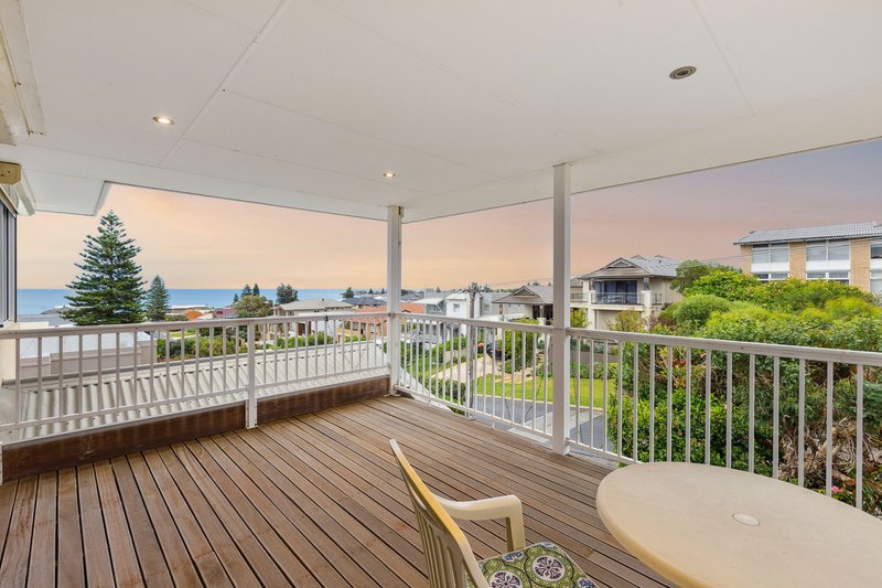Photo - 24 Robin Avenue, Sorrento WA 6020 - Image 24