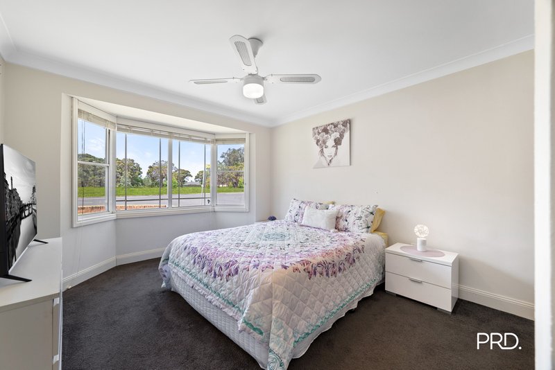 Photo - 24 Rochford Street, St Clair NSW 2759 - Image 7