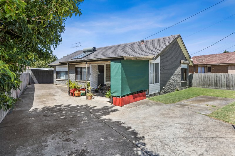 24 Rodbrough Crescent, Corio VIC 3214