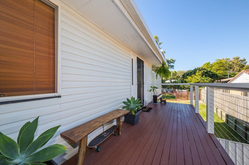 Photo - 24 Rose Street, Godwin Beach QLD 4511 - Image 11