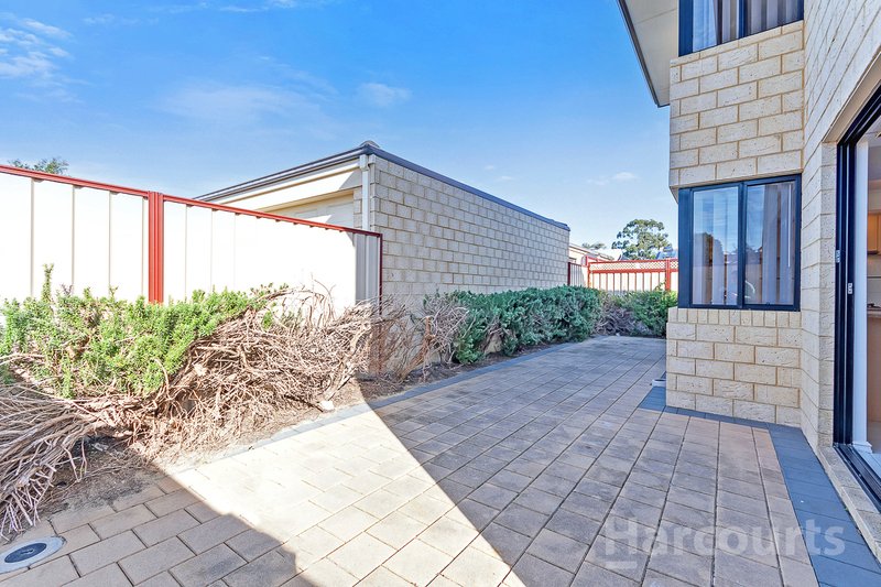 Photo - 24 Russell Road, Madeley WA 6065 - Image 10