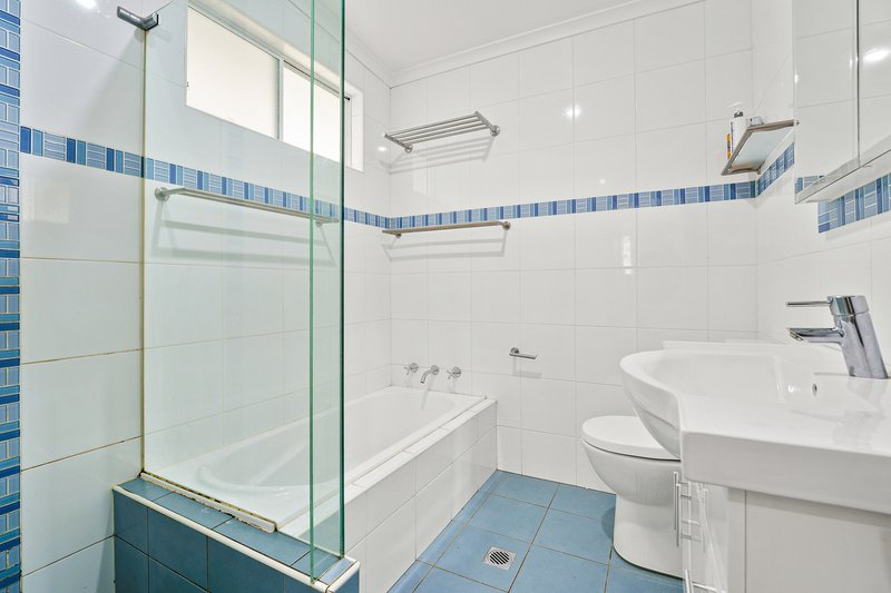 Photo - 24 Russell Street, Oatley NSW 2223 - Image 10