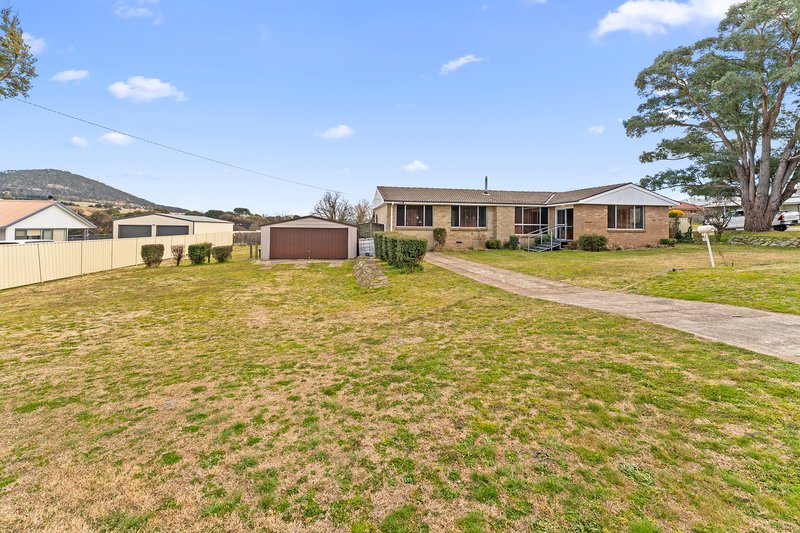 Photo - 24 Ryrie Street, Braidwood NSW 2622 - Image 3