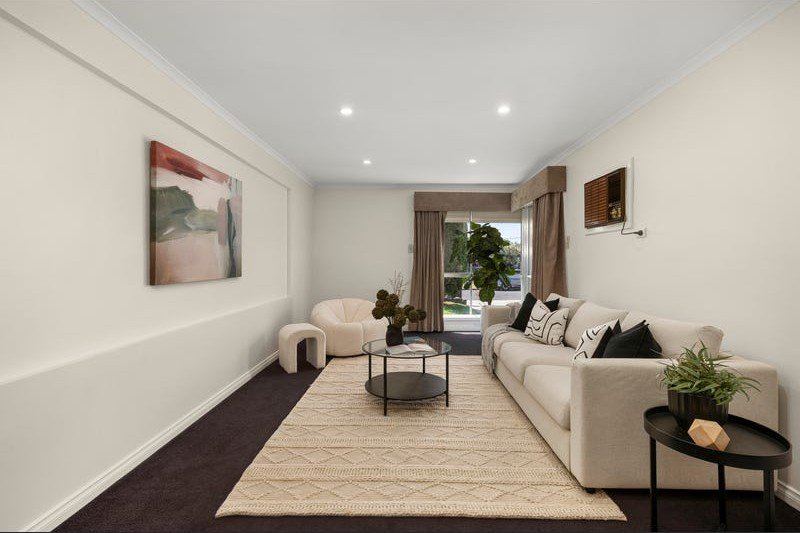Photo - 24 Samuel Drive, Campbellfield VIC 3061 - Image 4