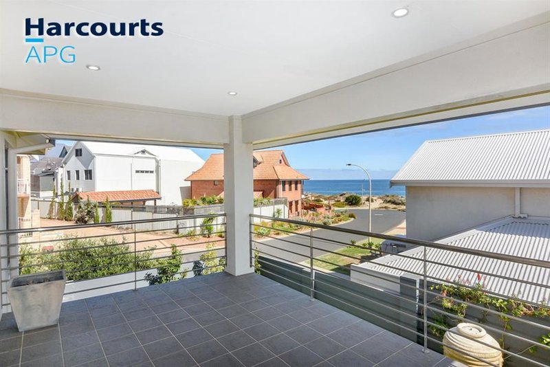 Photo - 24 Samuel Wright Street, Bunbury WA 6230 - Image 4