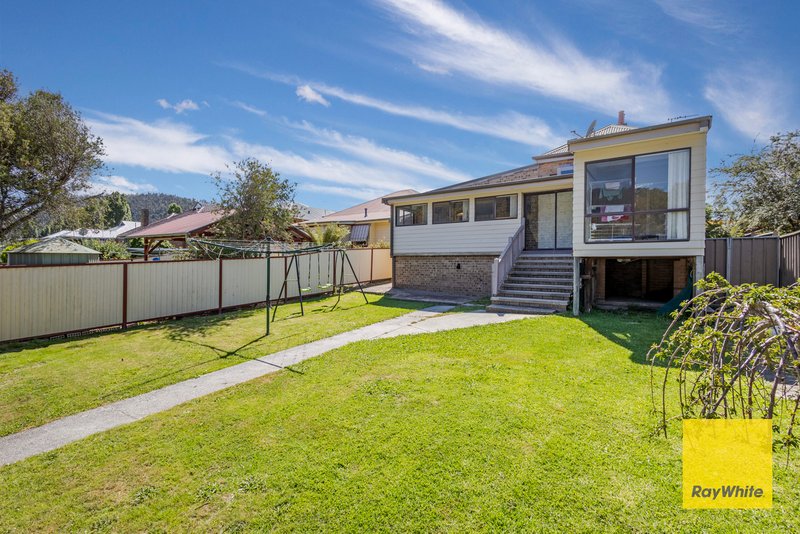 Photo - 24 Sandford Avenue, Lithgow NSW 2790 - Image 19