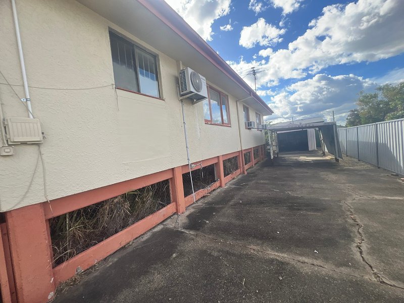 Photo - 24 Sandpiper Street, Inala QLD 4077 - Image 3