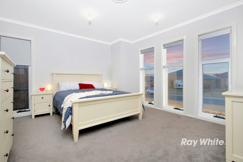 Photo - 24 Sandringham Street, Riverstone NSW 2765 - Image 7