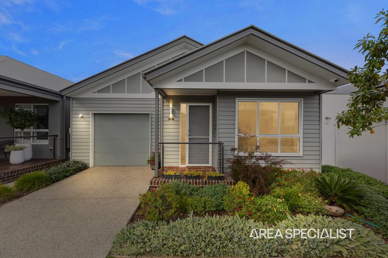 Photo - 24 Santa Cruz Way, Berwick VIC 3806 - Image 1