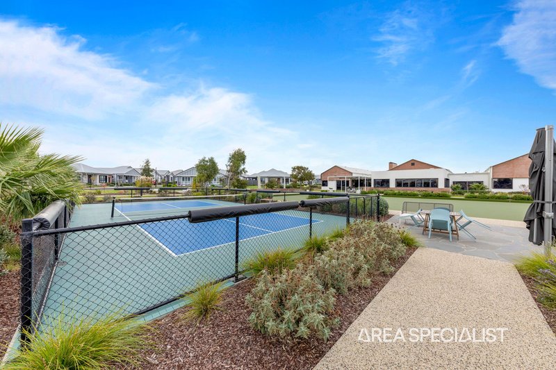 Photo - 24 Santa Cruz Way, Berwick VIC 3806 - Image 20