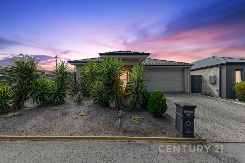 24 Sarton Link, Pakenham VIC 3810