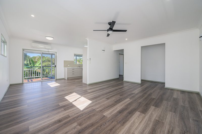 Photo - 24 Satinay Street, New Auckland QLD 4680 - Image 4