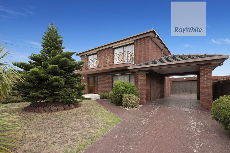 Photo - 24 Scampton Cres , Tullamarine VIC 3043 - Image 1