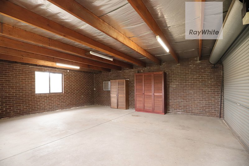 Photo - 24 Scampton Cres , Tullamarine VIC 3043 - Image 10
